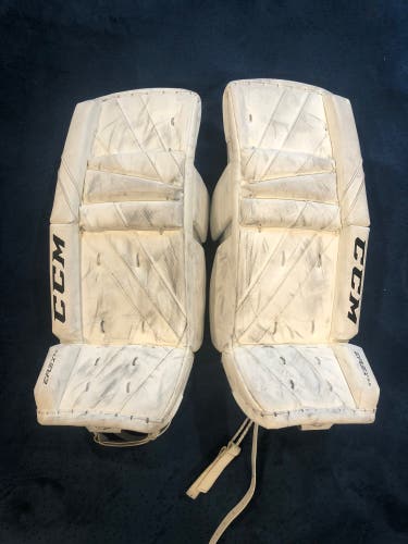 24" CCM EFLEX 5.5 Goalie Leg Pads Jr