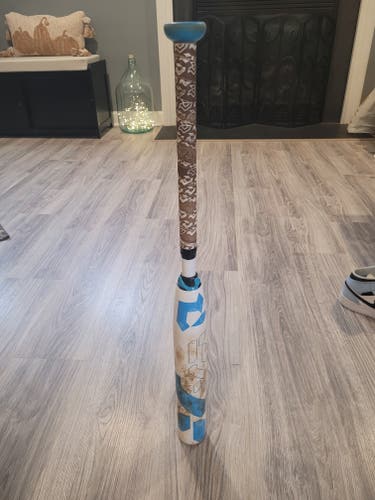 Used 2023 DeMarini Composite CF Bat (-11) 17 oz 28"