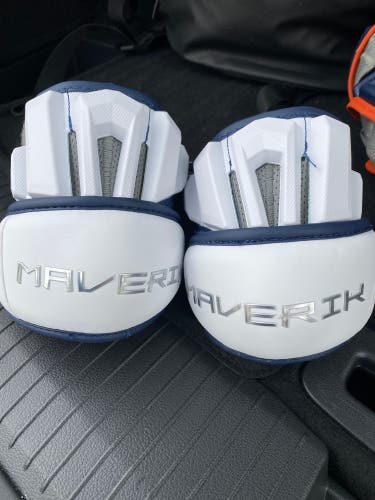 New Large Maverik Max Arm Pads