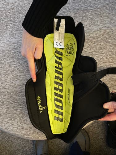 New Warrior 12" alpha dx Shin Pads