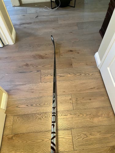 NEW Bauer Vapor Hyp2rlite P92 77 Flex Right Handed Hockey Stick