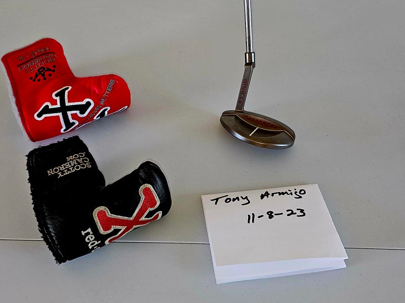 New Scotty Cameron Right Handed 1st of 500 Red X5 Putter