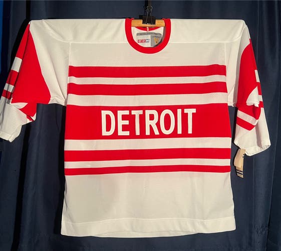 White New XL CCM Jersey