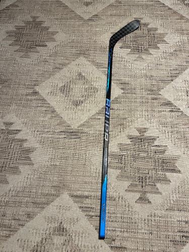 Bauer Nexus Sync Hockey Stick P28 30 Flex