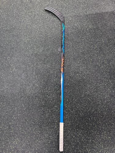 Intermediate Used Right Handed Bauer Nexus Sync Hockey Stick P90T