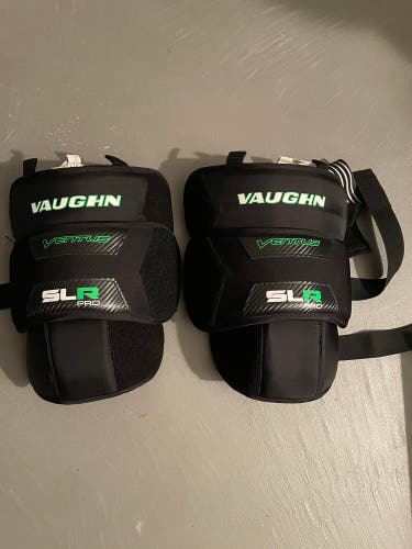 Vaughn Ventus pro goalie knee pads