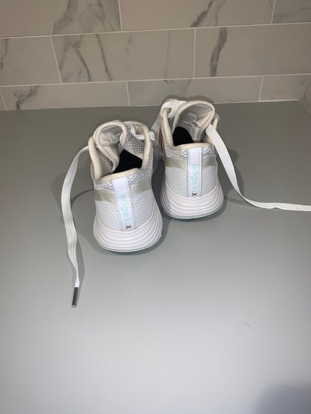 Adidas Women’s Edge Lux (Size 10)