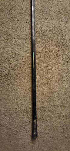 Used Intermediate CCM Right Handed RibCor Trigger 6 Pro Hockey Stick P28