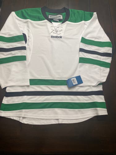 RBK edge sr medium blank ND jersey