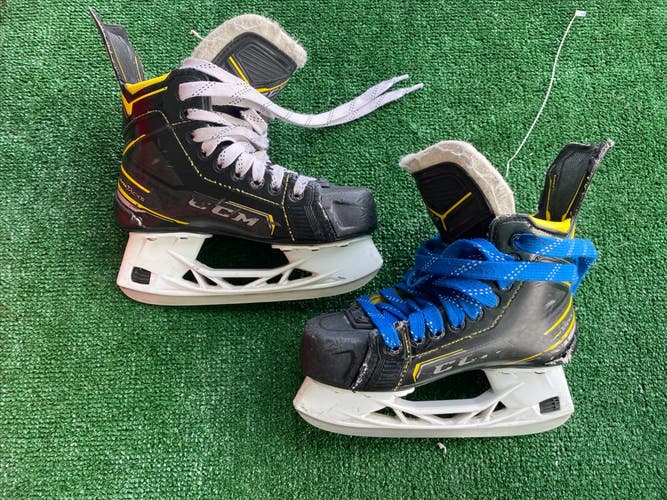 Junior Used CCM Super Tacks Hockey Skates D&R (Regular) 3.0