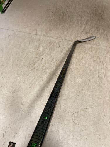 Used Right Handed P29 Trigger 6 Pro Hockey Stick