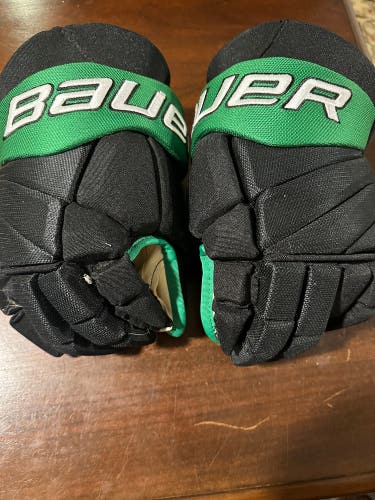 New Bauer 14" Pro Series Gloves