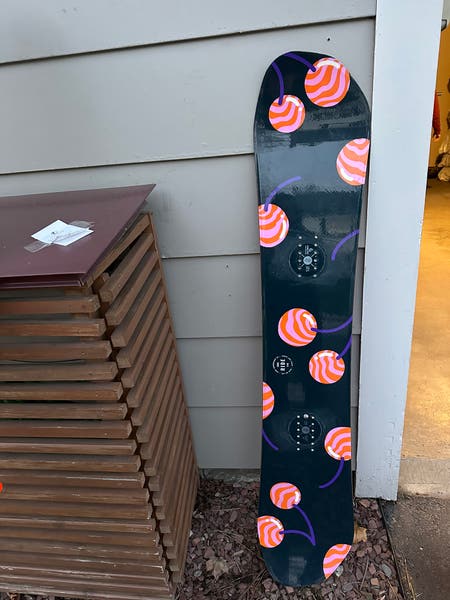 Ride OMG snowboard 2017 146 | SidelineSwap | Buy and Sell on 