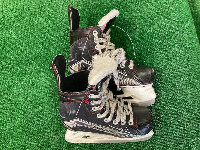 Junior Used Bauer Vapor X600 Hockey Skates D&R (Regular) 1.0