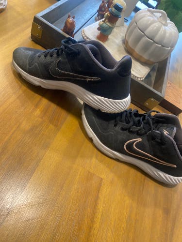 Black Used Size 7.5 (Women's 8.5) Nike Shoes