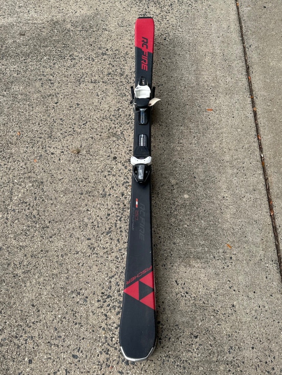Used Fischer RC Fire 150 CM Skis W/ Fischer RS9 Bindings