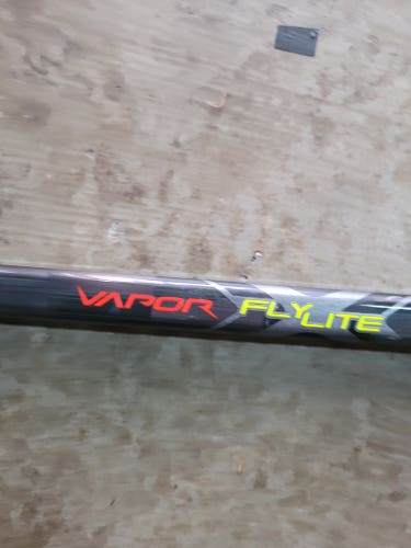 Used Senior Bauer Right Handed Vapor FlyLite Hockey Stick P28 Pro Stock