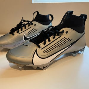 Molded Cleats Mid Top Vapor edge pro 360