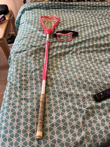 2 Complete Women’s Lacrosse Sticks STX Stick Complete, Brine Stick Complete And Goggles