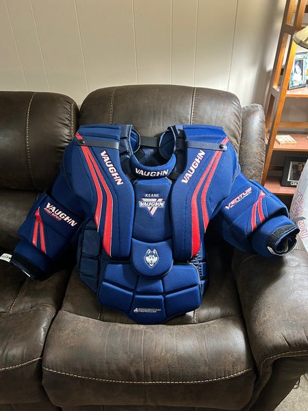 New Large Vaughn Ventus SLR Pro Carbon Goalie Chest Protector