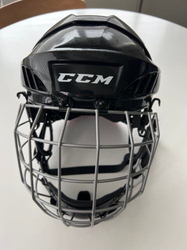 New Large CCM Tacks 50 Helmet