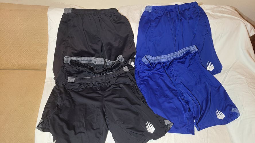 5 pc bundle, IMG Academy, Used Medium/Large Men's Under Armour Shorts