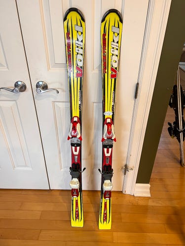 Used Volkl 136 cm Racing Racetiger World Cup SL Skis With Bindings