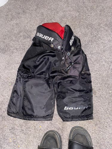 Junior Medium Bauer  X60 Hockey Pants