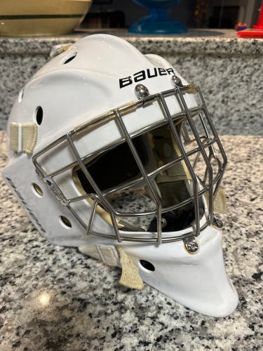 Bauer Profile 950x M/L senior goalie mask used