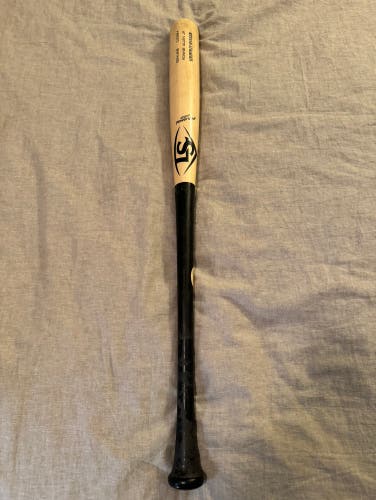 Pro Grade Louisville Slugger Wood Bat