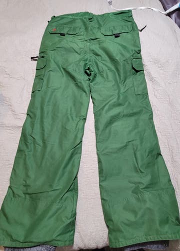 Turbine Green Men's Adult Used Large Pants