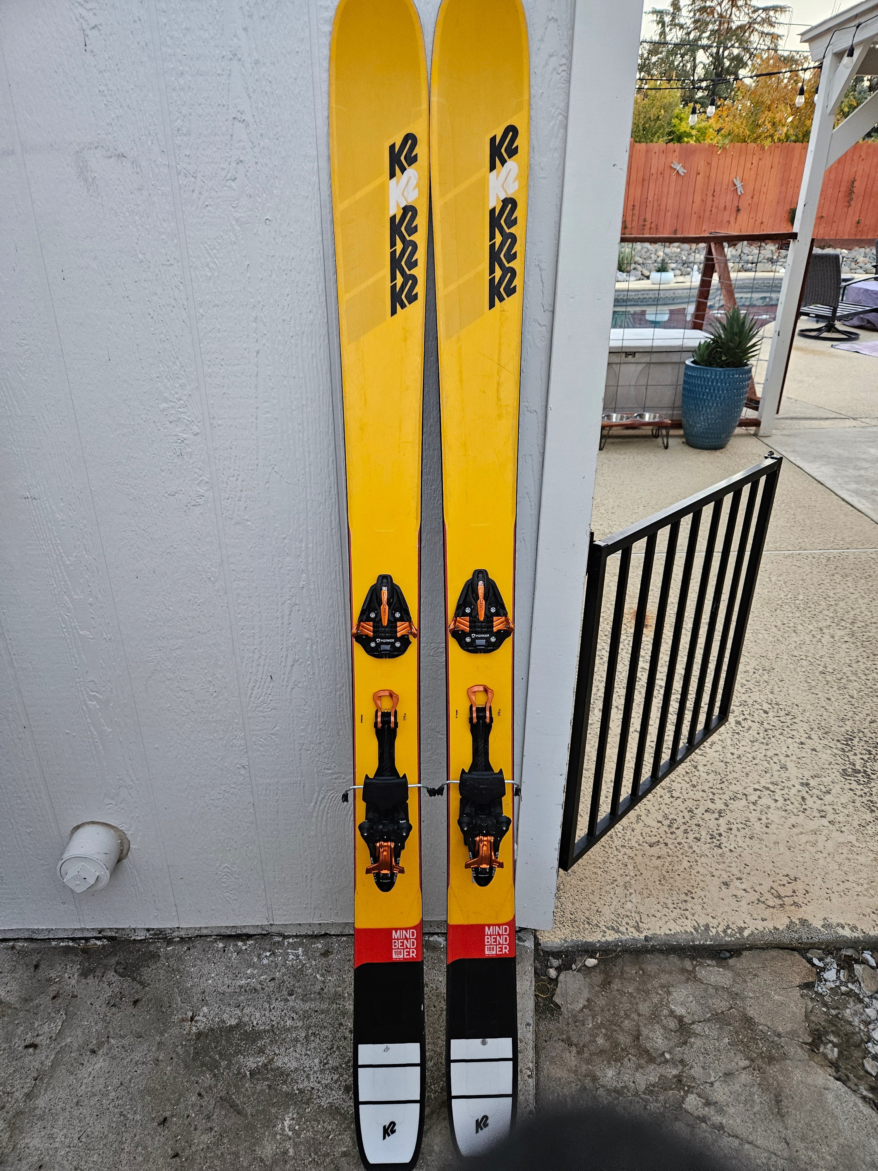 Used Men's 2020 K2 179 cm Alpine Touring MindBender 108Ti Skis