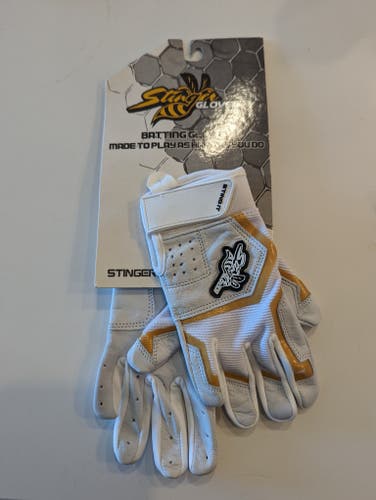 NEW Stinger Sports Youth Medium Batting Gloves