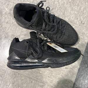 Used Men's 9.0 (W 10.0) Nike Lebron 17 low Shoes