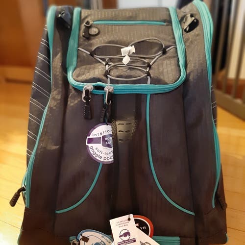 NEW - Athalon Everything Ski Boot Bag