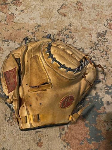 Right Hand Throw 33.5" Heart of the hide Catcher's Glove