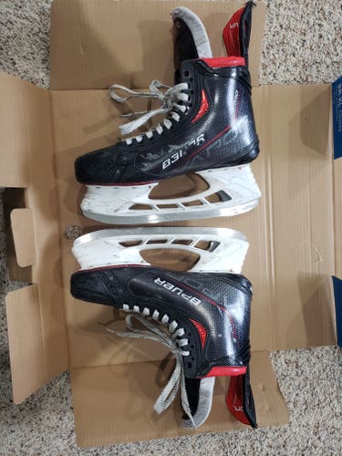 Senior Used Bauer Vapor 3X Pro Hockey Skates Regular Width Size 9.5