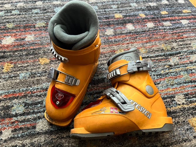 Tecnica RJ Kids Ski Boots 15.5 (US 9)