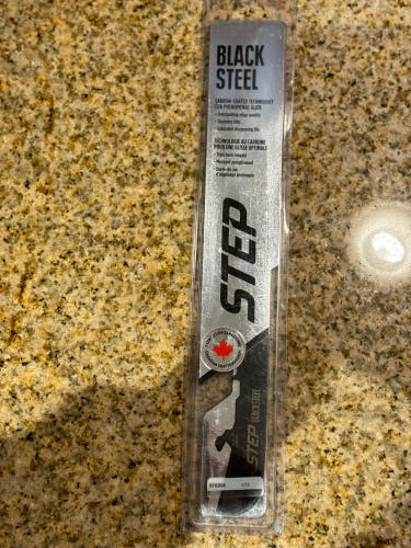 Step blacksteel Bauer edge