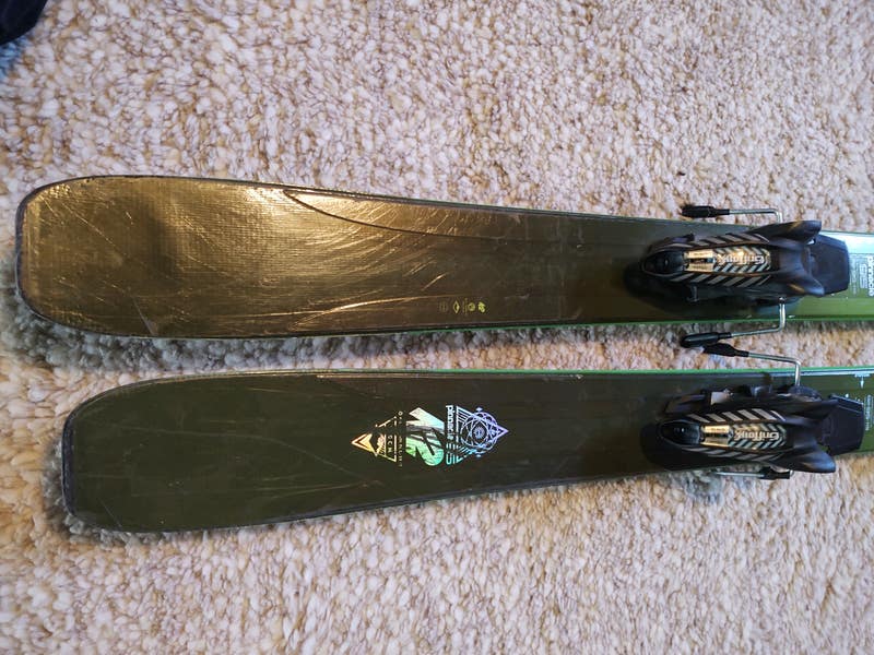 2017 K2 Pinnacle 95 | SidelineSwap | Buy and Sell on SidelineSwap