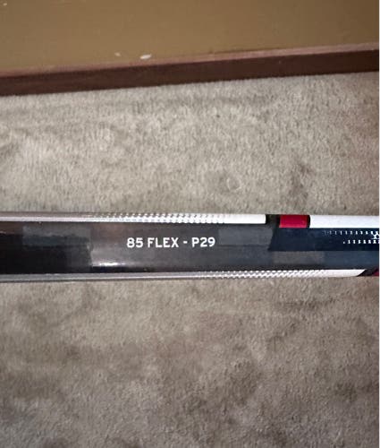 Senior Right Handed P29  JetSpeed FT6 Pro Hockey Stick