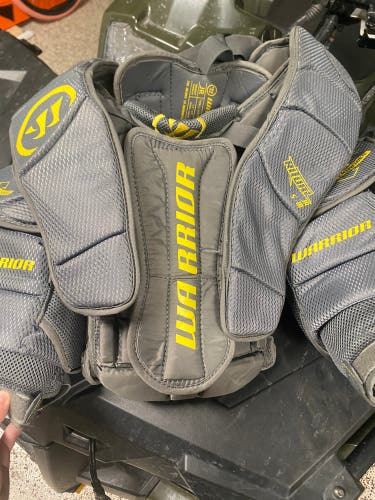 Used Small / Medium Warrior Ritual Goalie Chest Protector