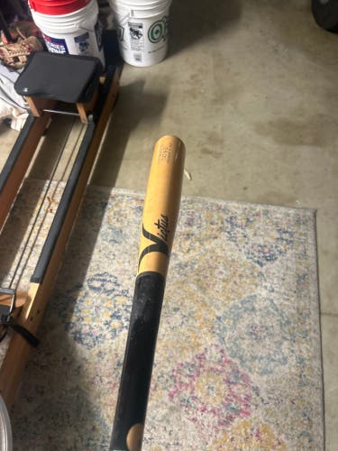 Used Victus (-3) 30 oz 33" Tatis21 Bat