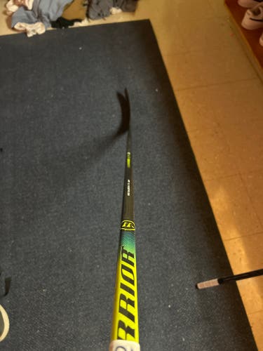 Senior Right Handed W88  Alpha DX Hockey Stick