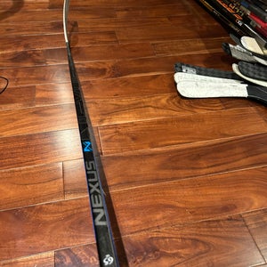 Intermediate LH 65 Flex P88 Team Nexus Hockey Stick