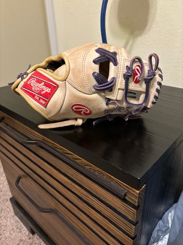 Infield 11.25" Baseball Glove