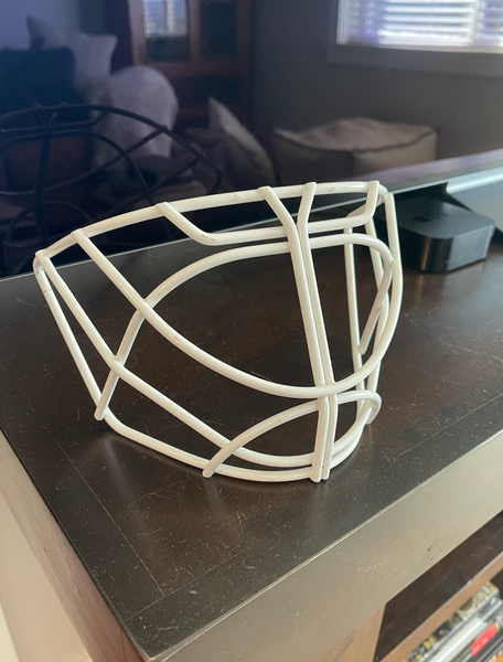 Used Bauer Profile Non-Certified Cateye Cage with professional Powdercoat