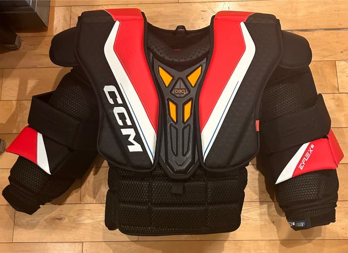 CCM E Flex 6 Pro Goalie Chest Protector — ONLY WORN TWICE!!