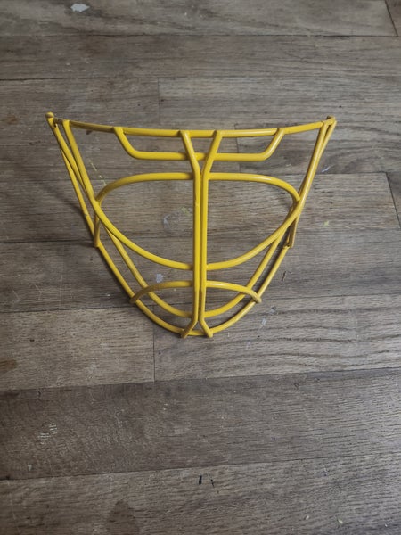Senior Used Unknown Goalie Cat Eye Cage