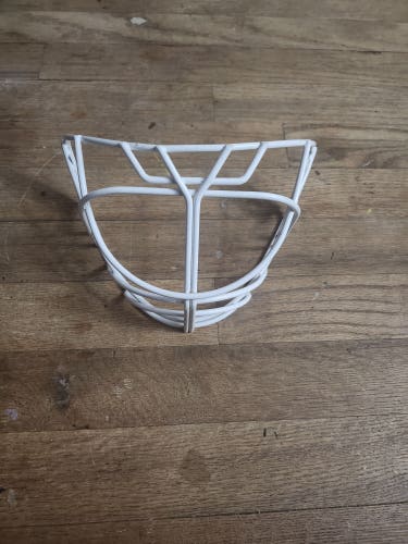 Senior Used Unknown Goalie Cat Eye Cage